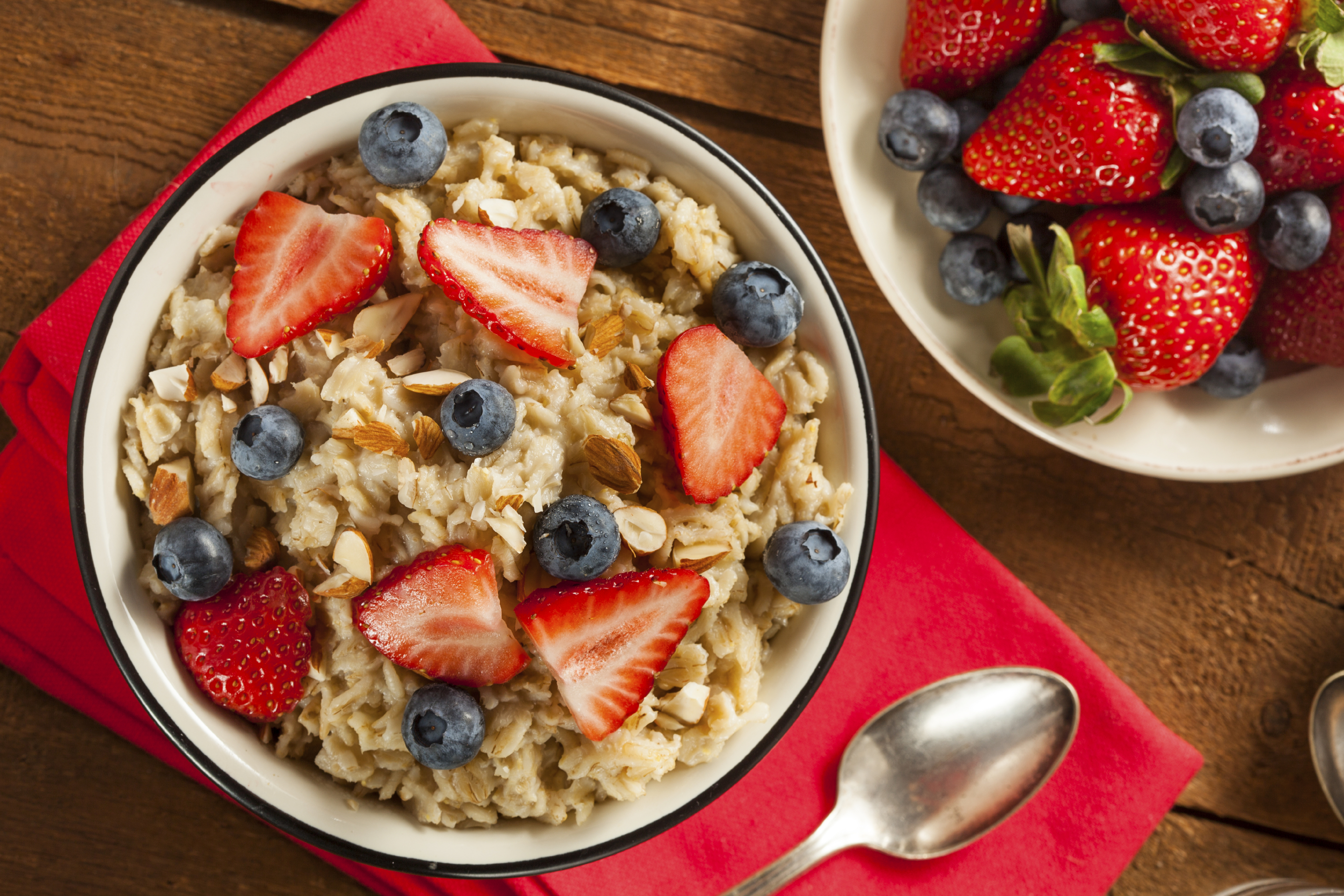 Oatmeal is the Best Breakfast Food Ever - The Leaf
