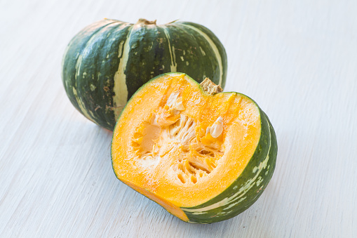 Is acorn squash sold in the summer months?