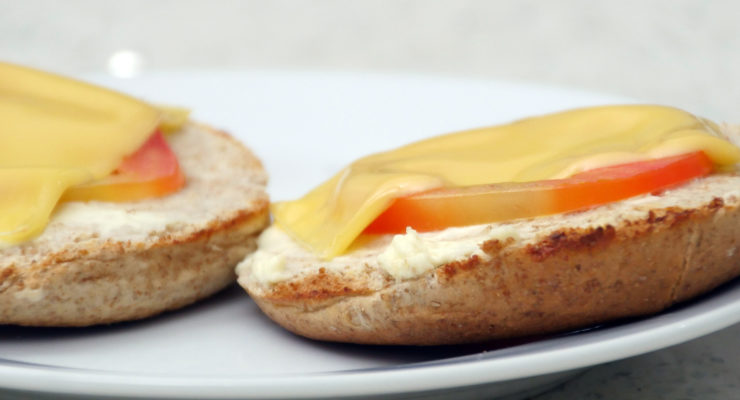 Tomato and Cheese Bagel Melt