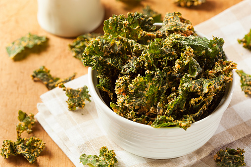 kale chips healthy salty snacks
