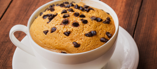 Peanut Butter Chocolate Chip Mug Cake