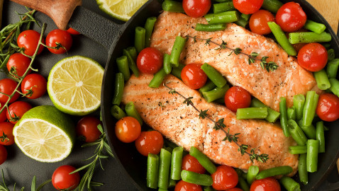 Mouthwatering Healthy Salmon Recipes - Mediterranean Salmon with Pesto