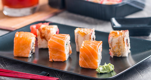 seafood recipes Spicy Smoked Salmon Roll