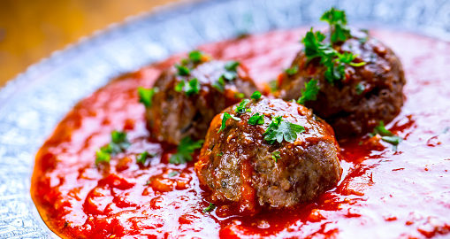 Quick Appetizers for Parties People Rave About Slow Cooker and Kale Beef Meatballs