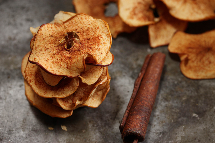 Air Fryer Apple Chips with Cinnamon and Nutmeg
