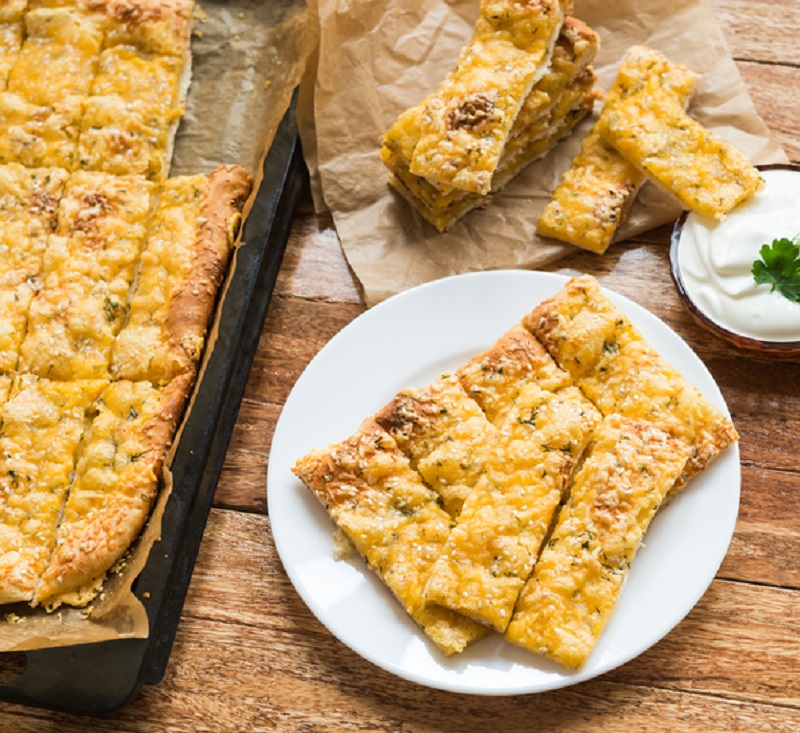 Cauliflower-Crust-Breadsticks