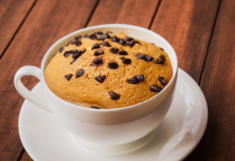 Peanut Butter Chocolate Chip Mug Cake