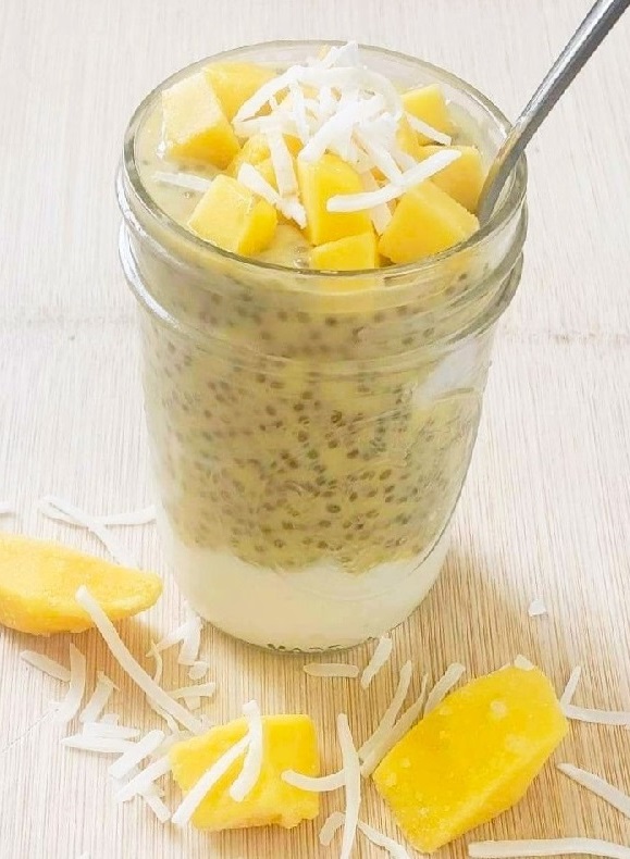 Mango Coconut Chia Pudding