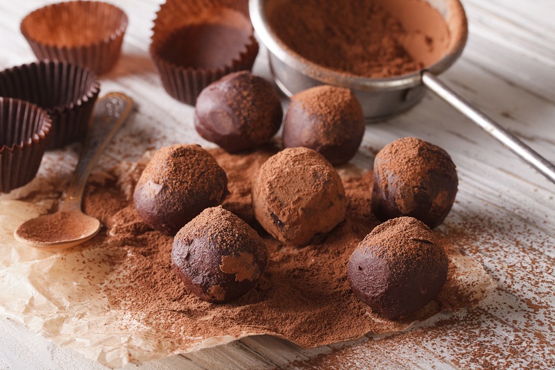 3-Ingredient Protein Bombs