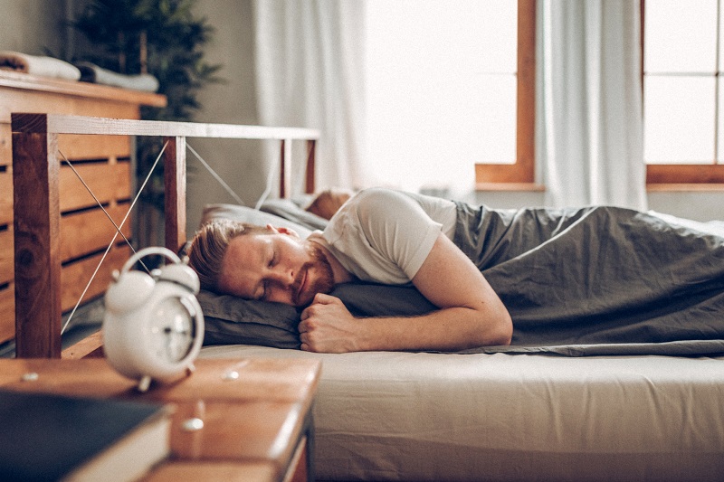 stuck at home healthy tips for catching up on sleep