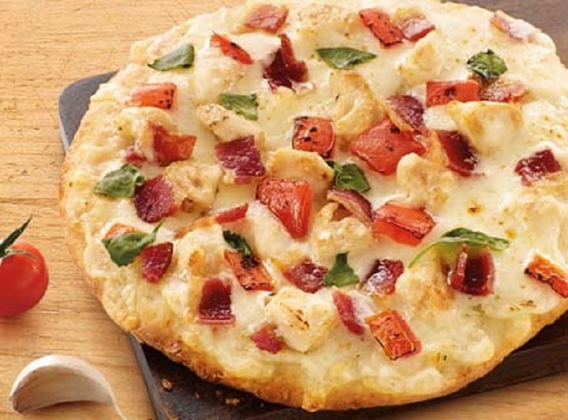 chicken bacon ranch pizza