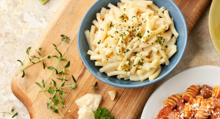 white cheddar mac and cheese