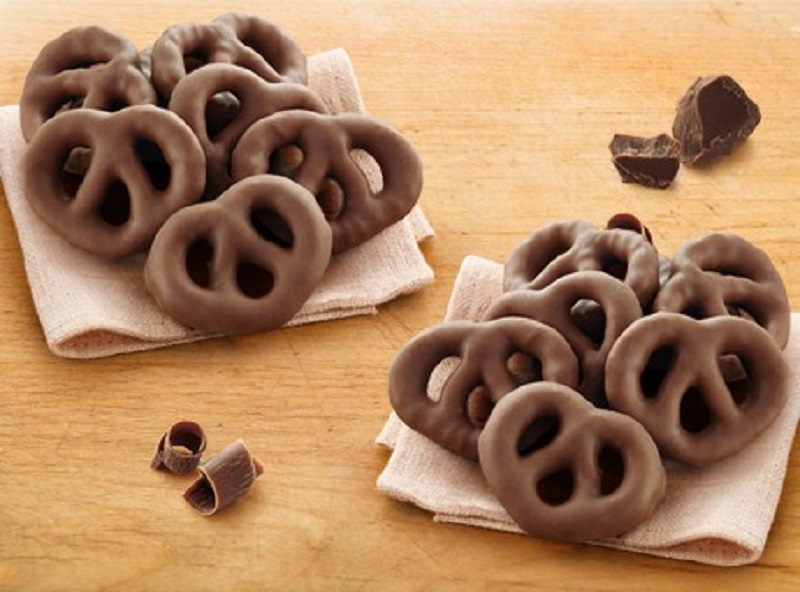 chocolate pretzels