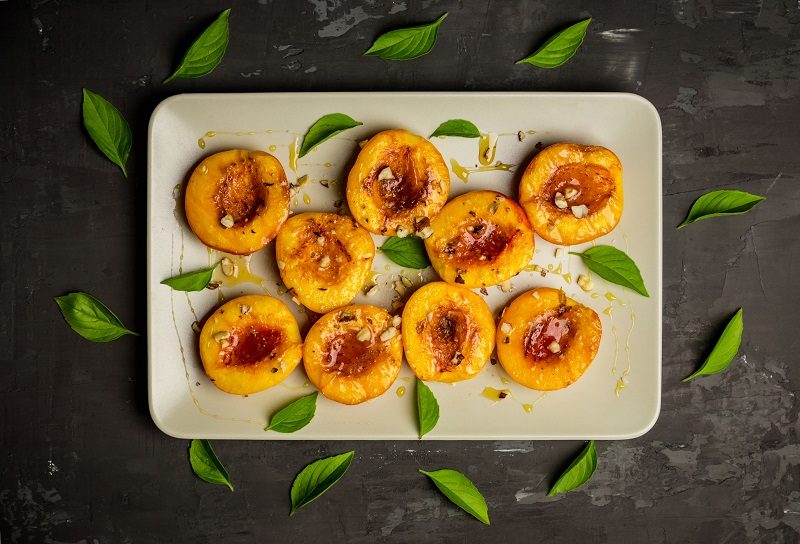 healthy air fryer baked peaches