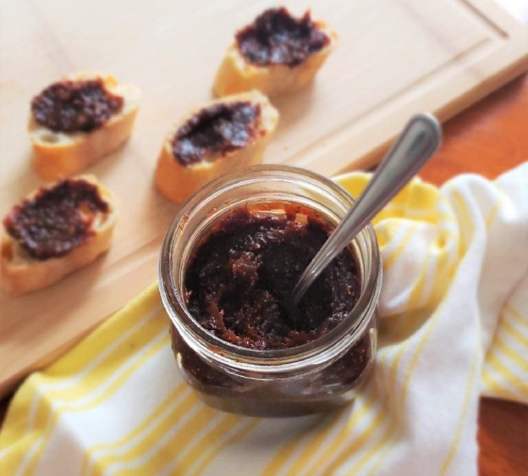 Apricot Fig Spread 3Ingredient Recipe The Leaf