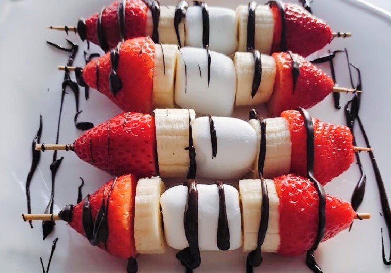 Chocolate Covered Strawberry Banana Kebabs