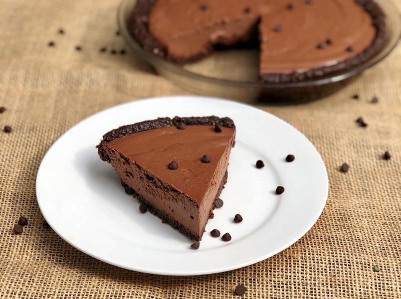 No Bake Skinny Chocolate Cream Pie dessert recipes