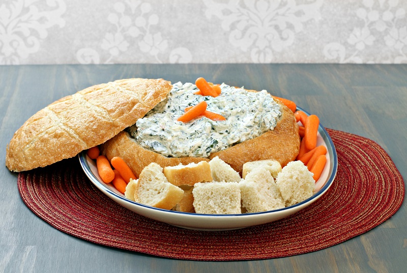 skinny low-calorie spinach dip. healthy dip recipes