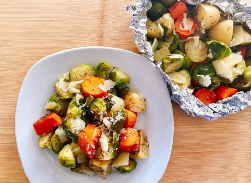 Garlic Parmesan Vegetable Foil Pack.  Recipes with Brussels sprouts