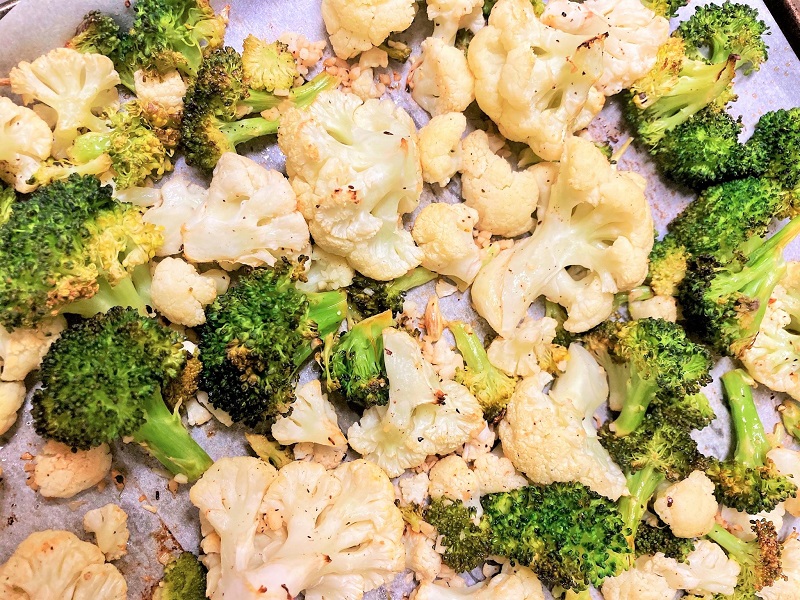 Oil-Free Roasted Broccoli and Cauliflower