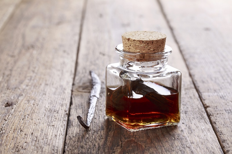 Vanilla extract as a low-calorie coffee additive