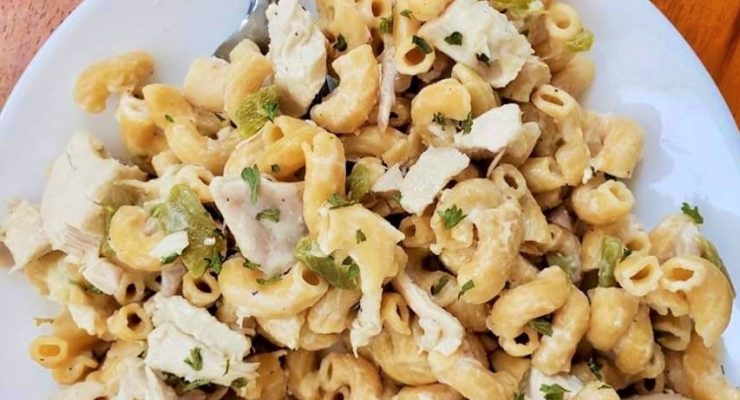 Cheesy pasta bites with hearty chicken and tasty green chile