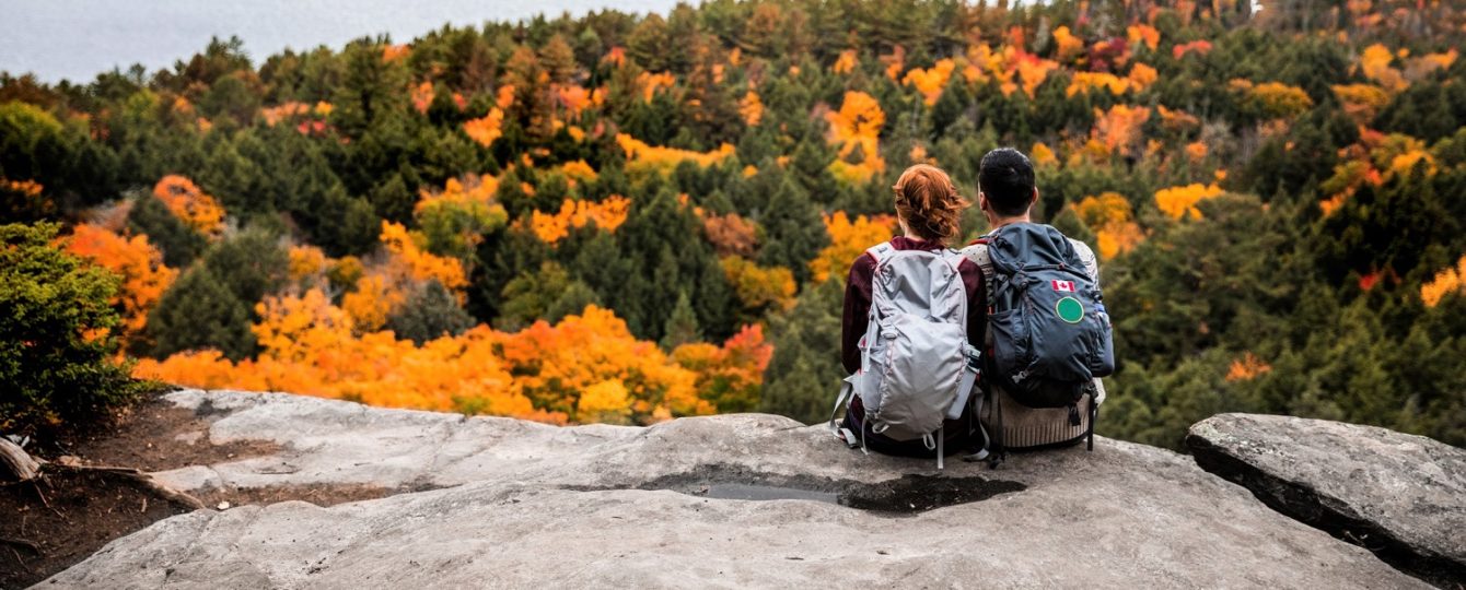 couple hiking in the fall