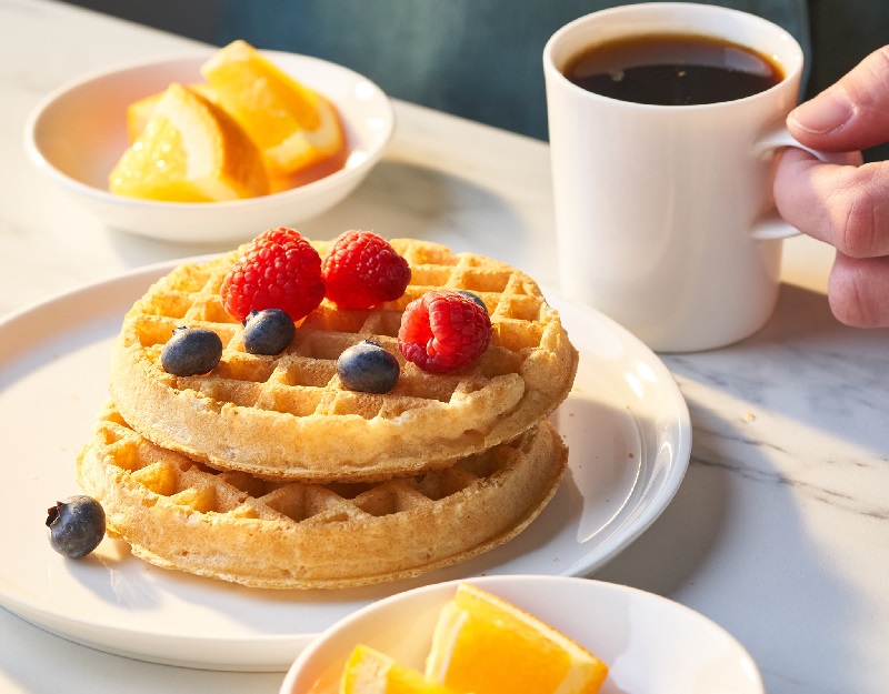 Nutrisystem buttermilk waffles with fruit and coffee