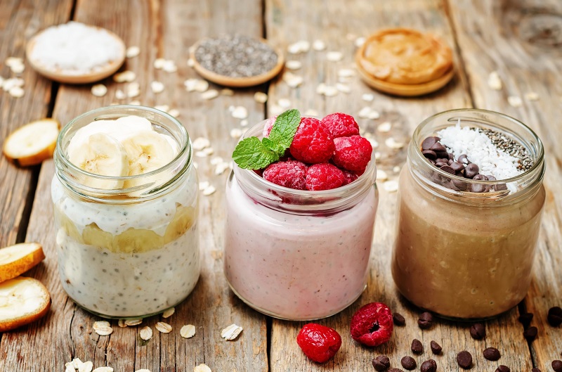 3 jars of different overnight oats