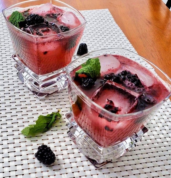 2 Blackberry Mint Julep Mocktails