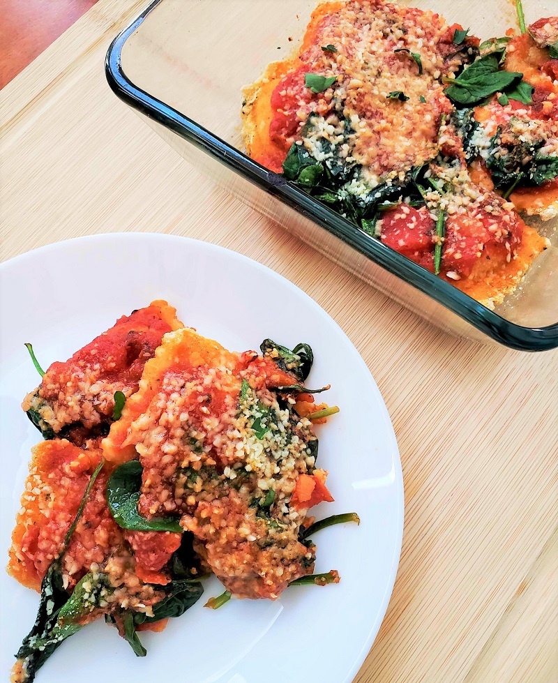 Baked Toasted Ravioli with Spinach and Tomato Sauce