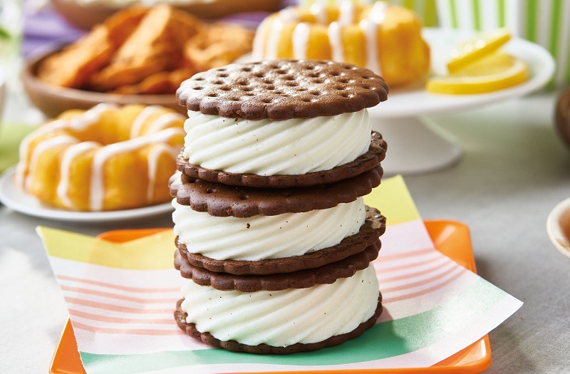 3 Nutrisystem ice cream sandwiches stacked
