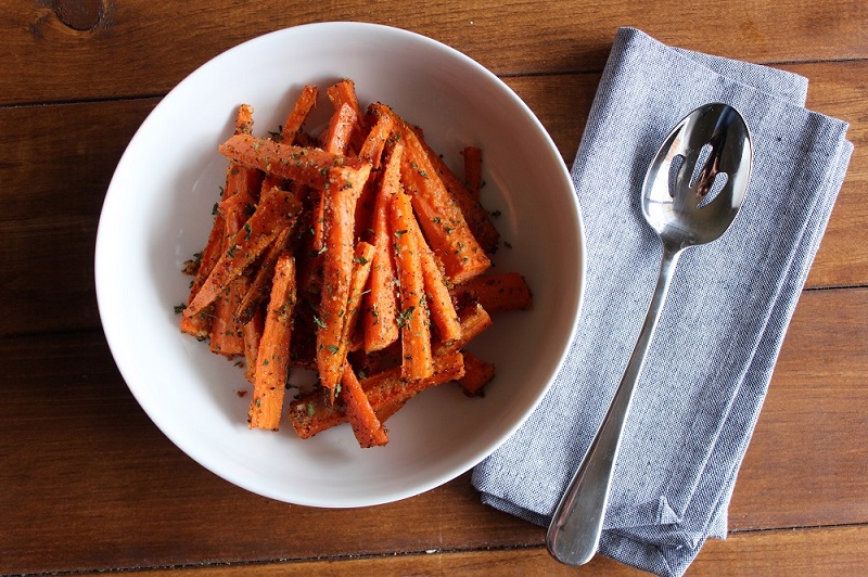 Air fryer parmesan carrots