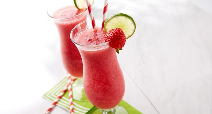 Healthy Non-Alcoholic Strawberry Daiquiri