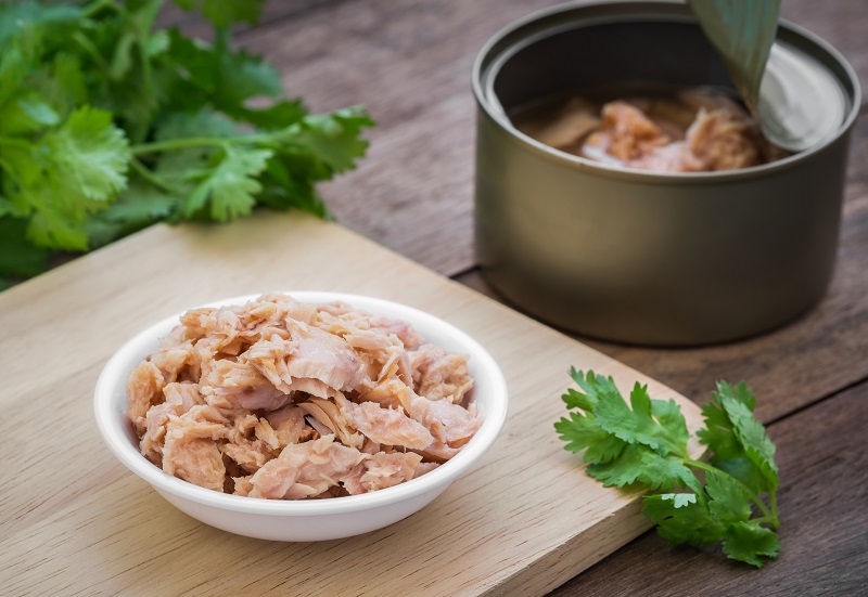 The selenium in this bowl of tuna can help increase sperm quality and testosterone