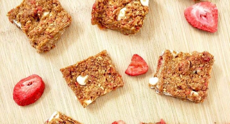 https://leaf.nutrisystem.com/wp-content/uploads/2023/10/Strawberry-White-Chocolate-Protein-Bars-pic1-740x400.jpg