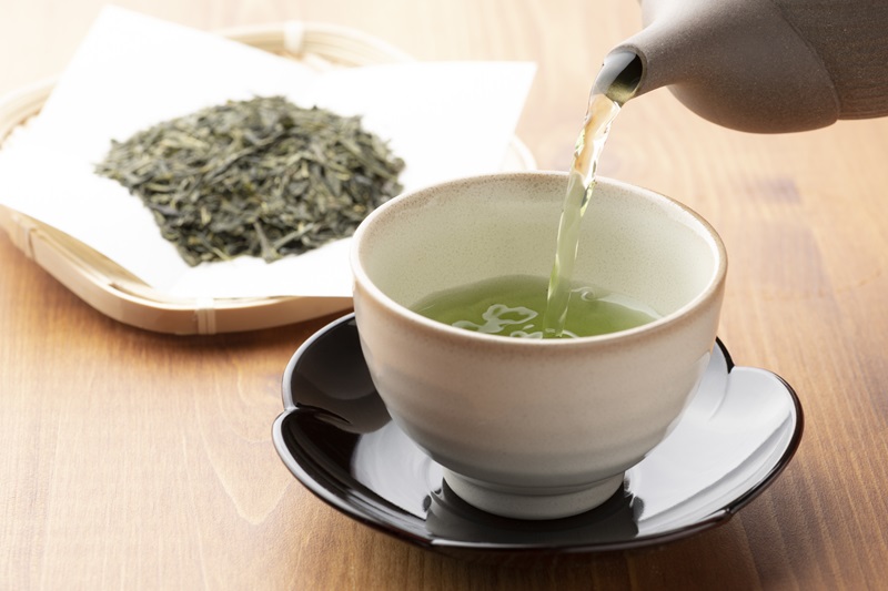Warm green tea