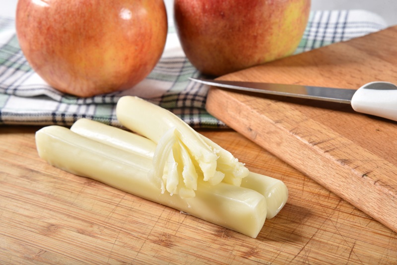 String Cheese and Apple