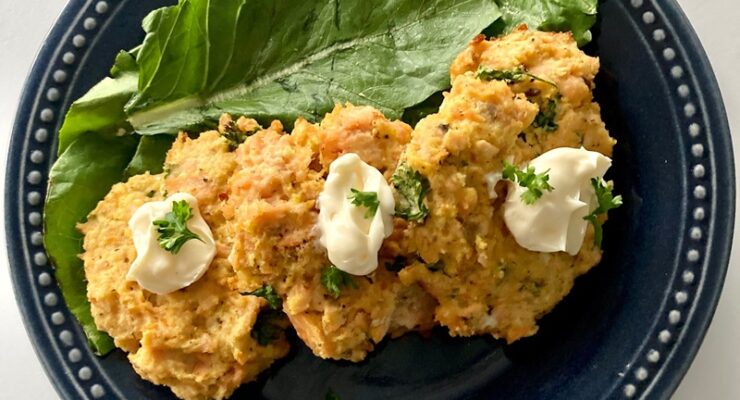 Salmon Cakes made with canned salmon