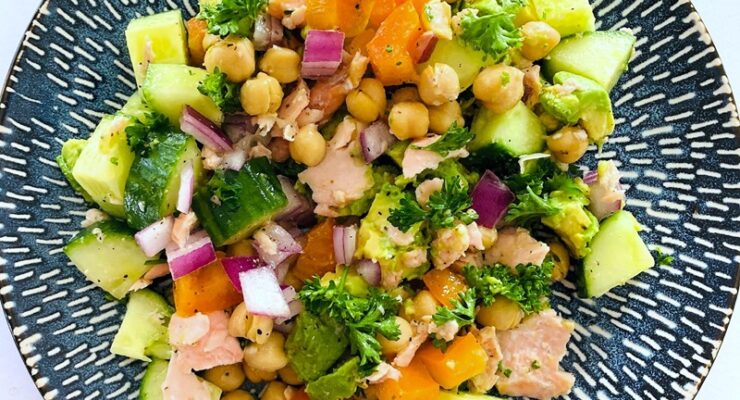 Salmon Chickpea Salad with fresh vegetables