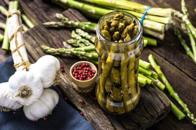 Pickled Asparagus Recipe | The Leaf