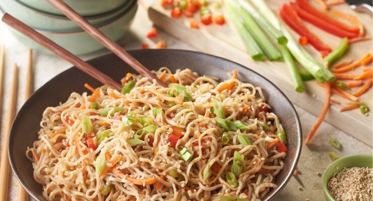 Spicy Kung Pao Noodle Bowl with Vegetables