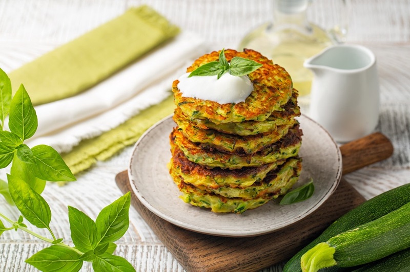 Crispy Air Fryer Zucchini Fritters