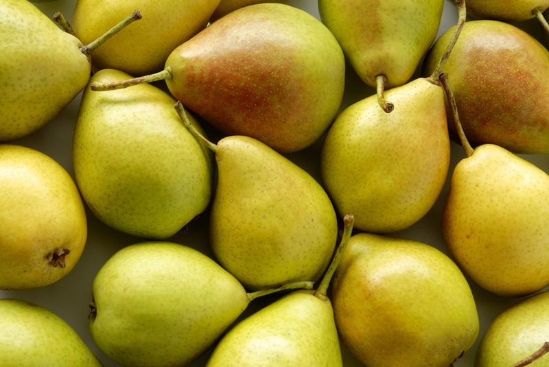 Pears: The Fiber-Rich Autumn Fruit for Gut Health