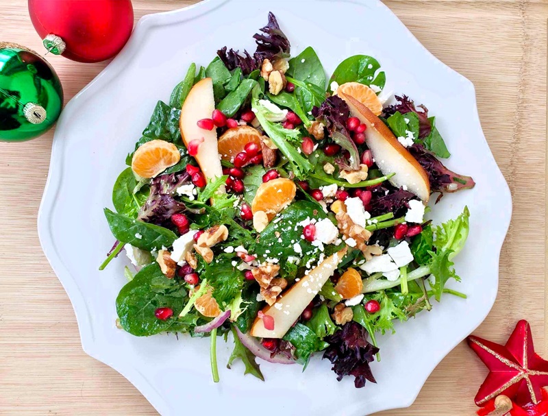 Fresh and Festive Christmas Salad