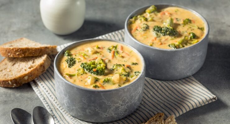 Homemade Healthy Broccoli Cheddar Soup