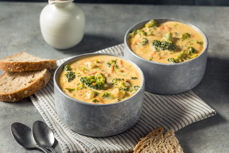 Homemade Healthy Broccoli Cheddar Soup