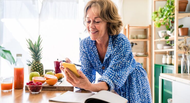 woman on her phone following the best diet plan for weight loss