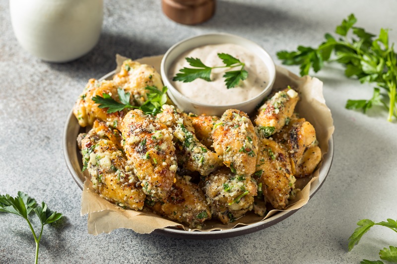 baked garlic parmesan wings